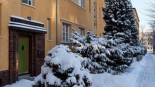 Hauseingang im Winter